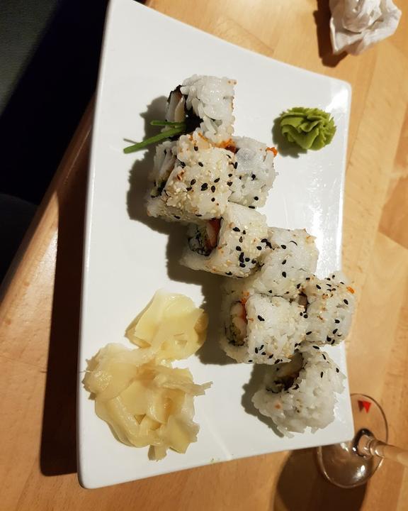 Best Friends Sushi